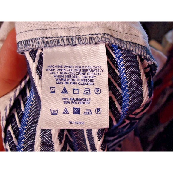 Land's End Low Rise Textured Shorts Horizontal Blue/White Striped Womens Size 18 - Picture 4 of 8